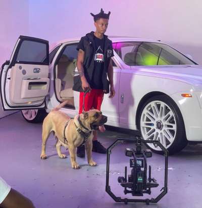 SHOWTIME’S SHUG